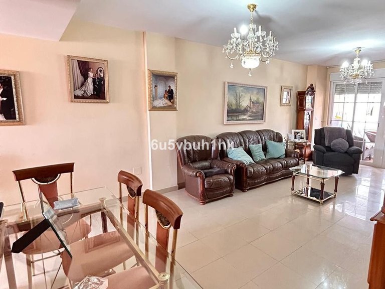 Apartment for Sale in Fuengirola, Malaga 3
