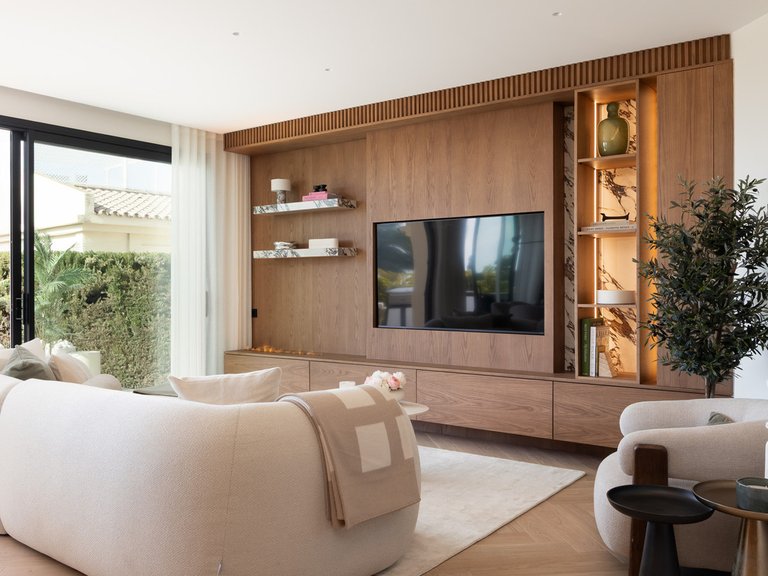 Villa for Sale in La Quinta, Malaga 10