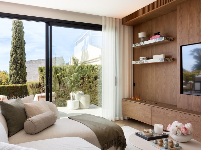 Villa for Sale in La Quinta, Malaga 18
