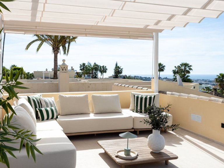 Villa for Sale in La Quinta, Malaga 31