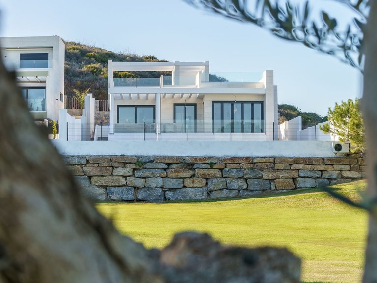 Villa for Sale in Costa del Sol Mijas Costa, Malaga 18