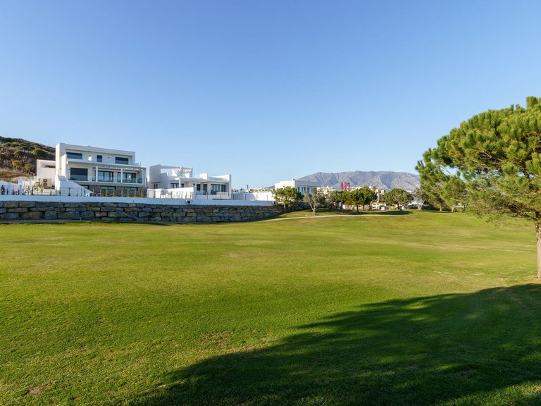 Villa for Sale in Costa del Sol Mijas Costa, Malaga 38