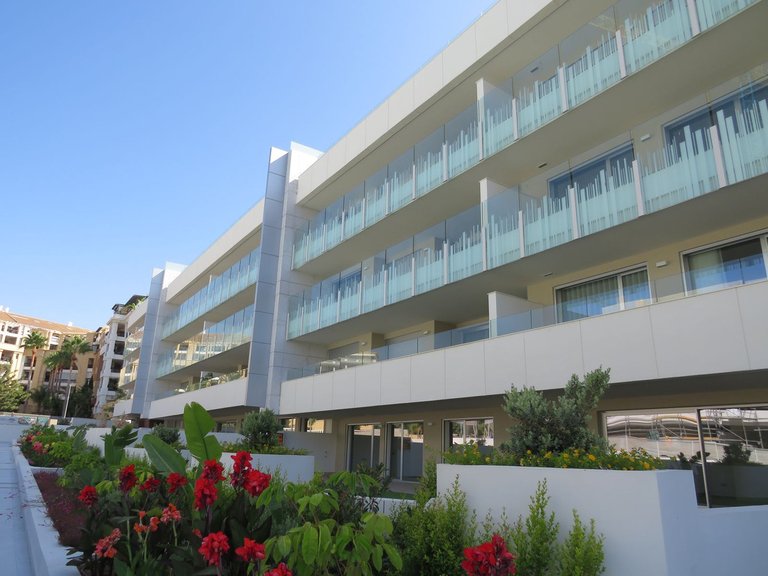 Apartment for Sale in San Pedro De Alcántara, Malaga 1