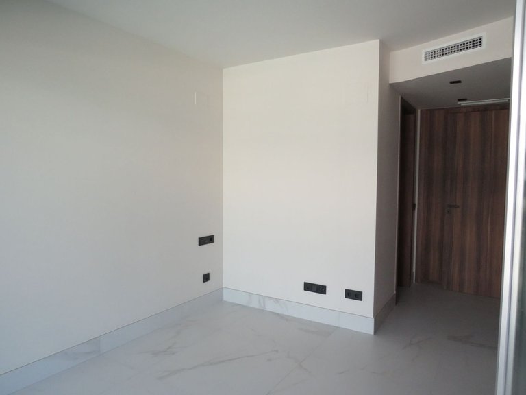 Apartment for Sale in San Pedro De Alcántara, Malaga 26