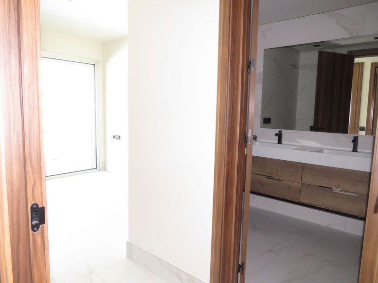 Apartment for Sale in San Pedro De Alcántara, Malaga 30