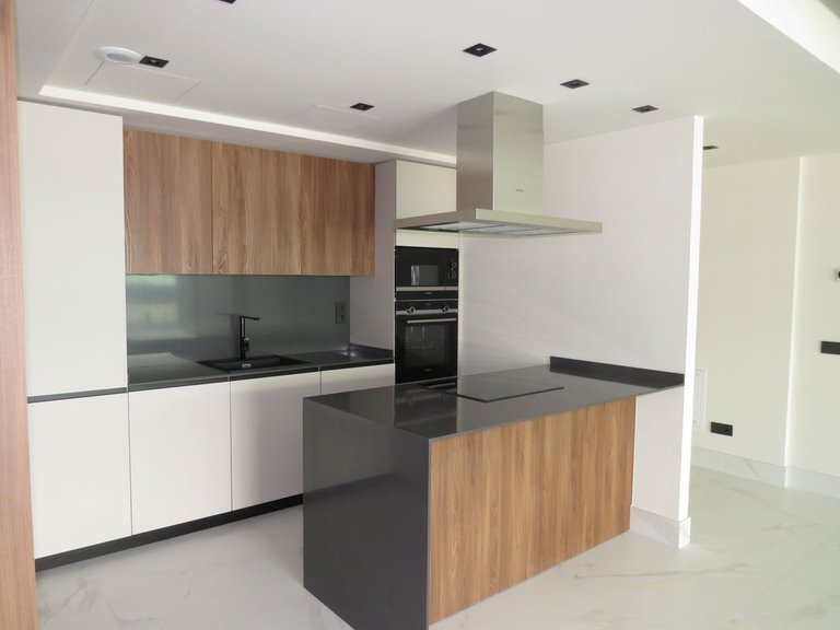 Apartment for Sale in San Pedro De Alcántara, Malaga 37