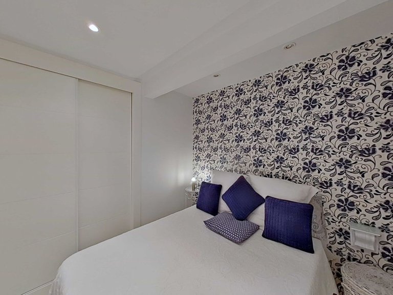 Apartment for Sale in Marbella, Malaga 21