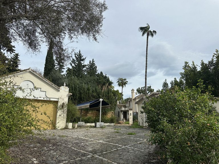 Plot for Sale in Nagüeles, Malaga 26