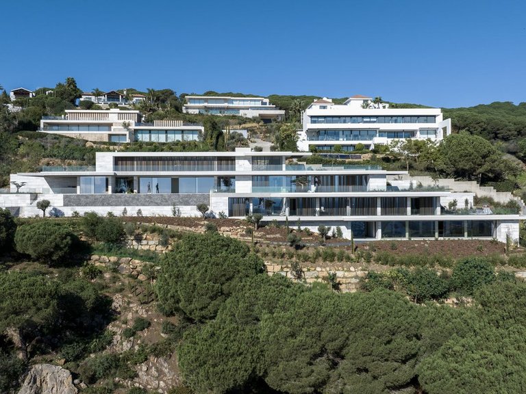 Villa for Sale in Sotogrande, Cadiz 3