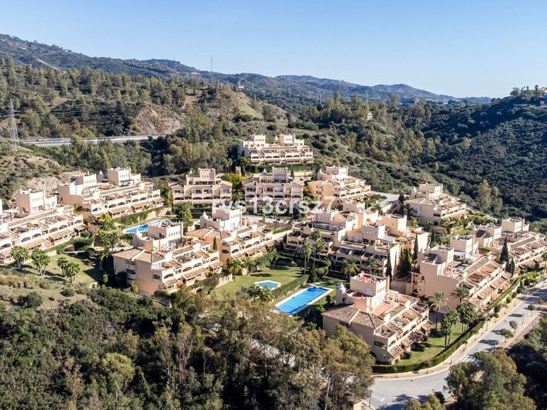 Apartment for Sale in Elviria, Malaga 28
