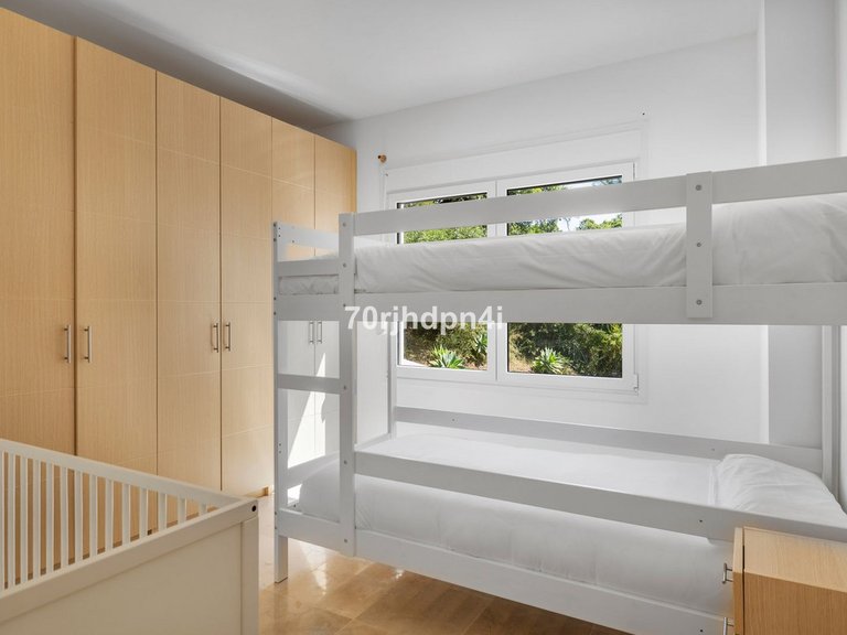 Villa for Sale in Estepona, Malaga 33