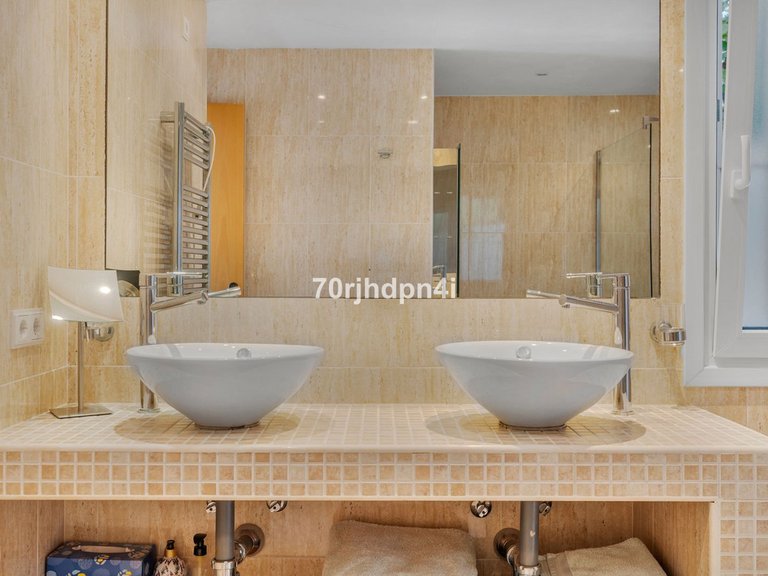 Villa for Sale in Estepona, Malaga 66