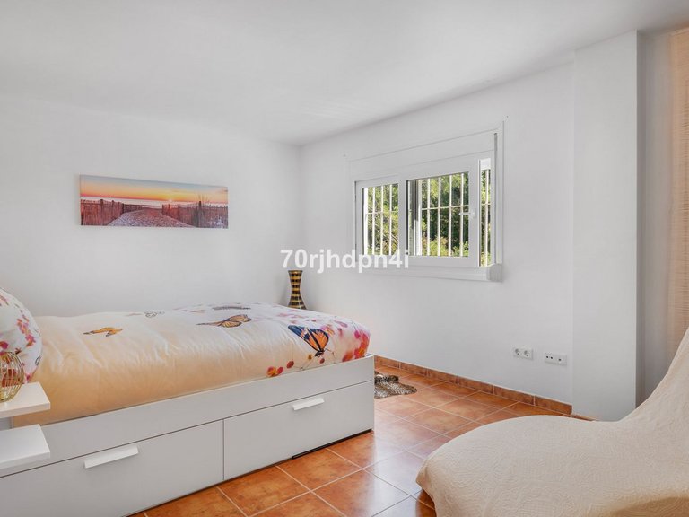 Villa for Sale in Estepona, Malaga 68