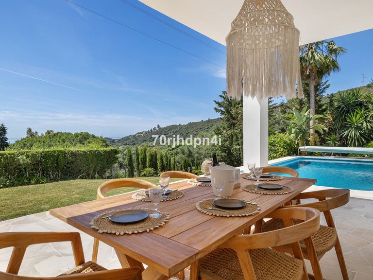 Villa for Sale in Estepona, Malaga 82