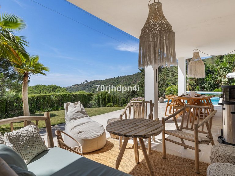 Villa for Sale in Estepona, Malaga 83