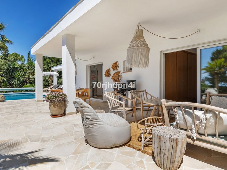 Villa for Sale in Estepona, Malaga 84