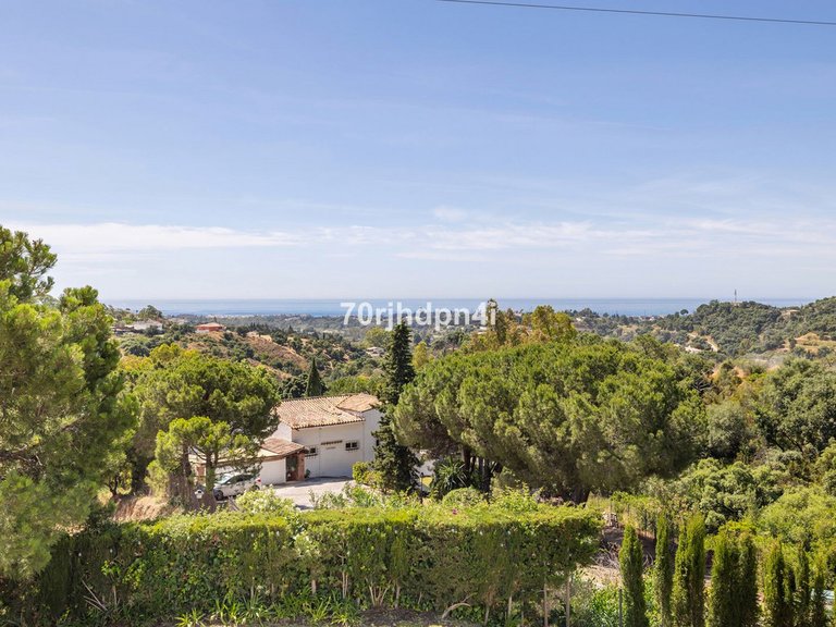 Villa for Sale in Estepona, Malaga 87