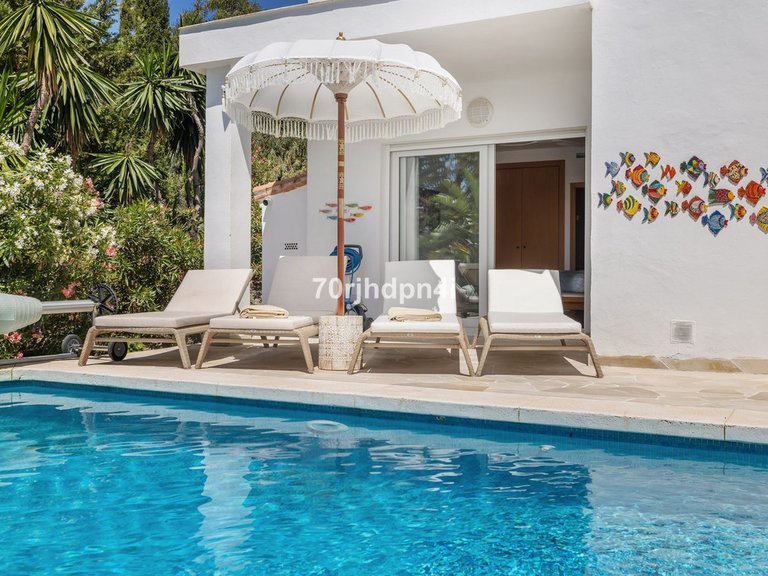 Villa for Sale in Estepona, Malaga 97