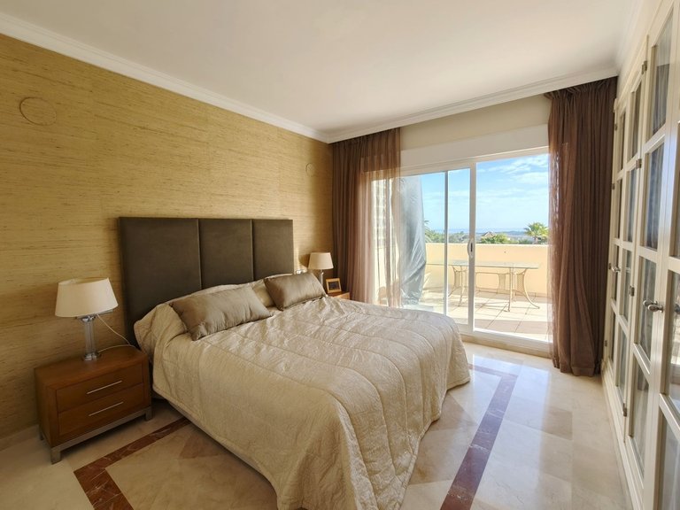 Apartment for Sale in San Roque Club, Cadiz 11