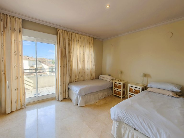 Apartment for Sale in San Roque Club, Cadiz 23