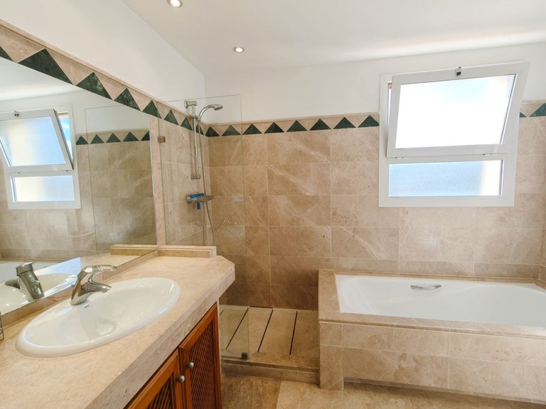 Apartment for Sale in San Roque Club, Cadiz 25