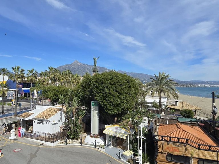 Apartment for Sale in Puerto Banús, Malaga 10