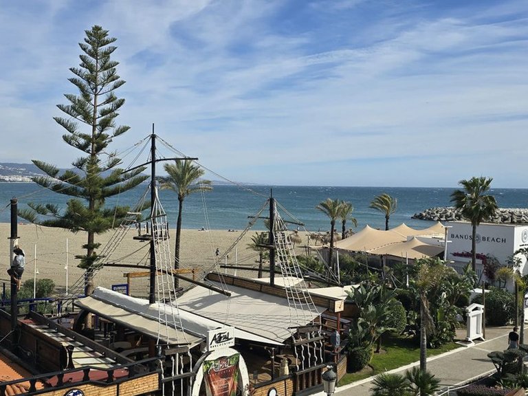 Apartment for Sale in Puerto Banús, Malaga 11