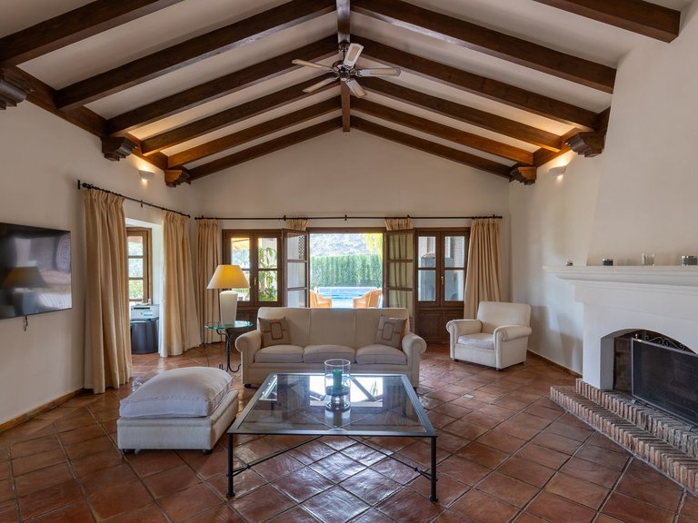 Villa for Sale in Benahavís, Malaga 4