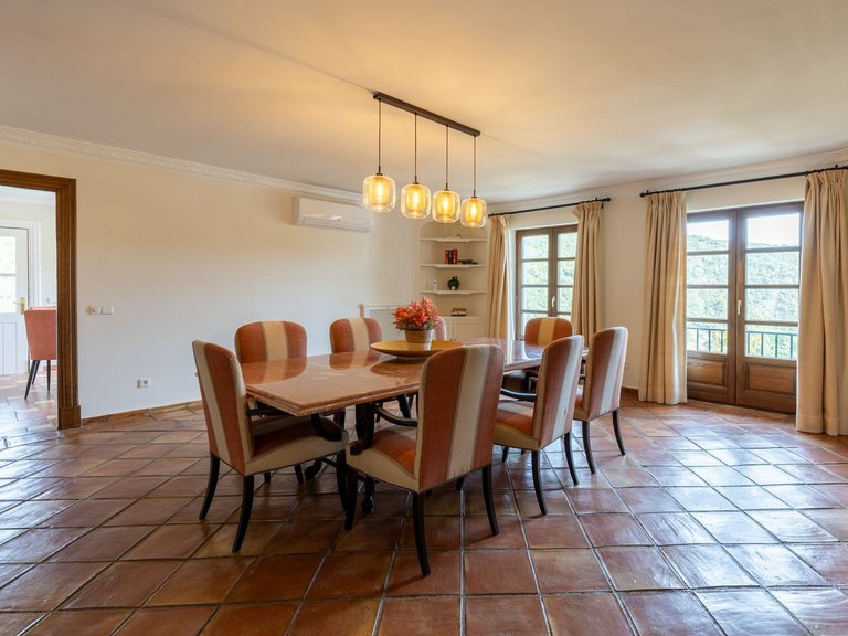 Villa for Sale in Benahavís, Malaga 8