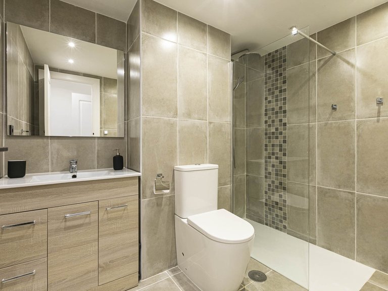 Apartment for Sale in Nueva Andalucía, Malaga 24