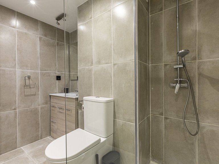 Apartment for Sale in Nueva Andalucía, Malaga 25