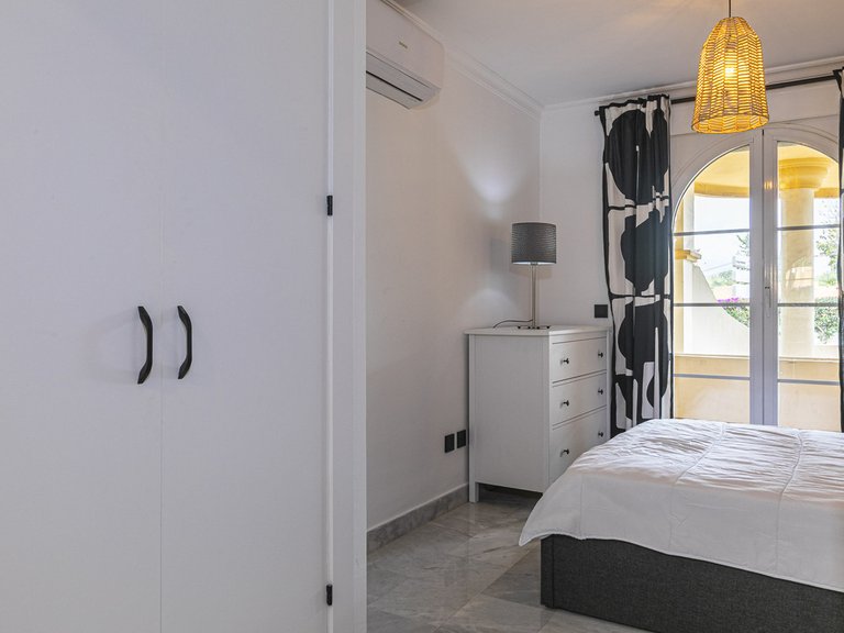 Apartment for Sale in Nueva Andalucía, Malaga 33