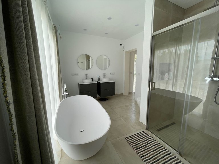 Villa for Sale in Estepona, Malaga 10