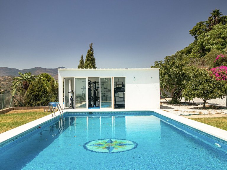 Villa for Sale in Estepona, Malaga 22
