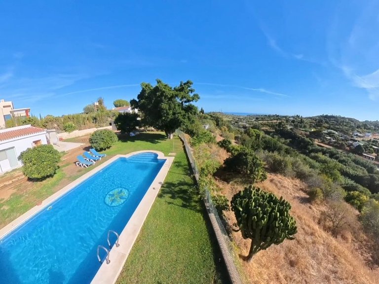 Villa for Sale in Estepona, Malaga 51