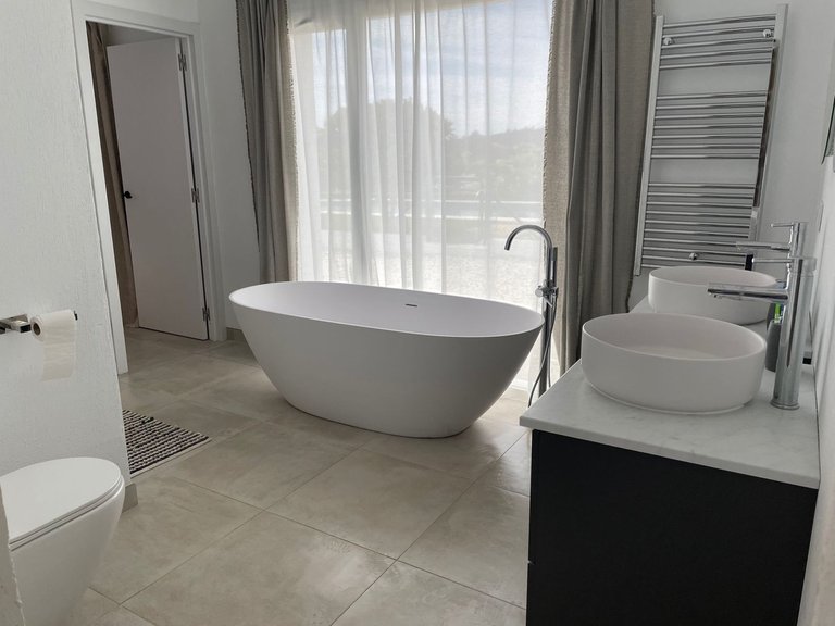 Villa for Sale in Estepona, Malaga 9