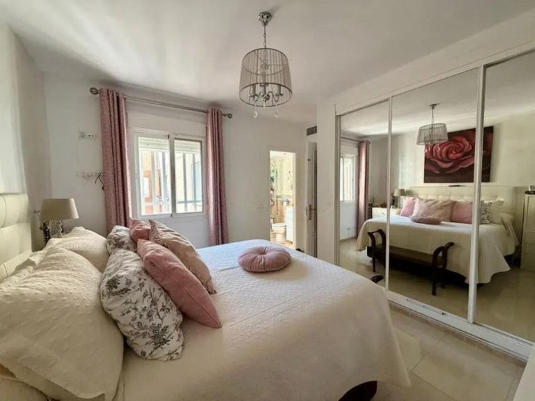 Apartment for Sale in Estepona, Malaga 5