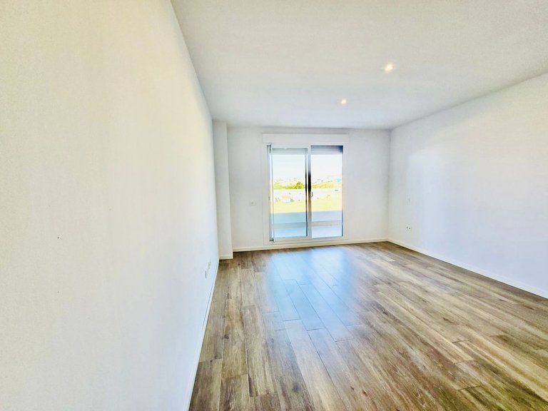 Apartment for Sale in Nueva Andalucía, Malaga 3