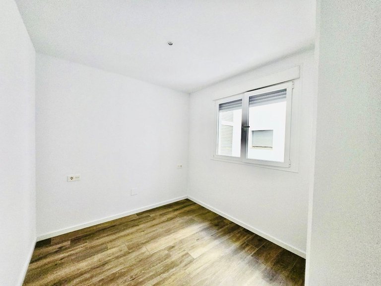 Apartment for Sale in Nueva Andalucía, Malaga 8