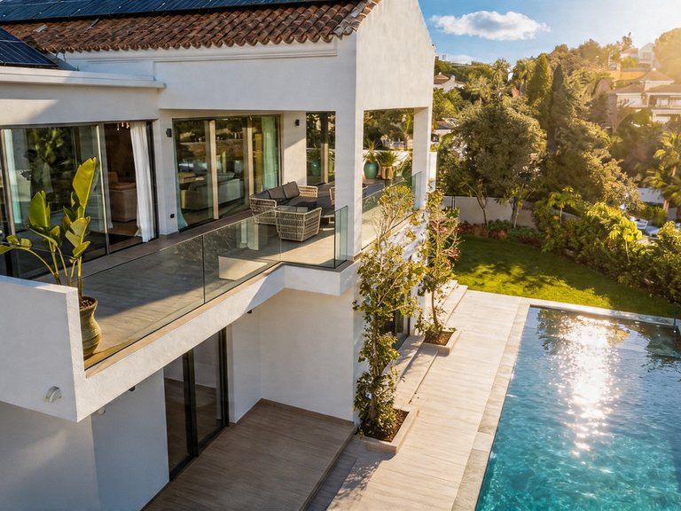 Villa for Sale in El Rosario, Malaga 6