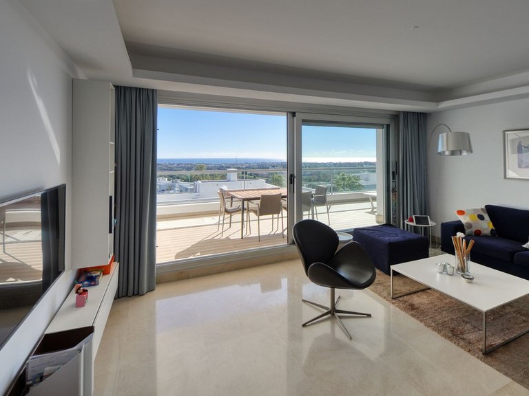 Apartment for Sale in Los Arqueros, Malaga 3