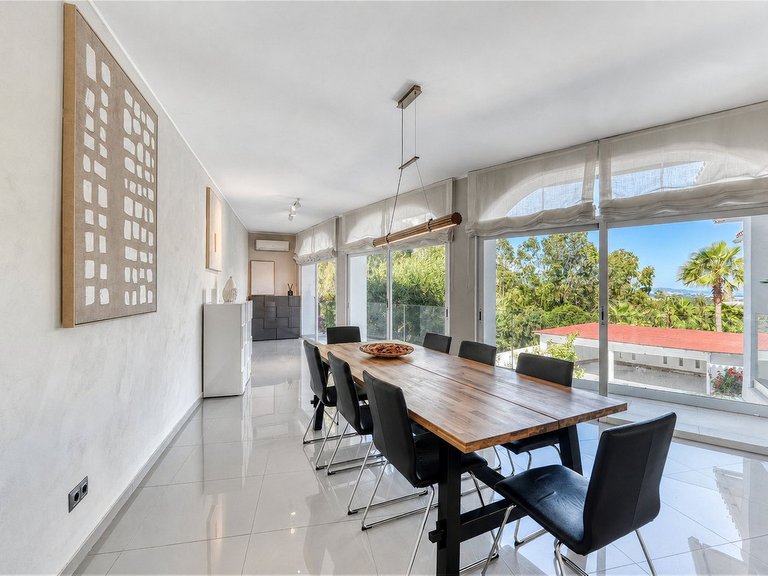 Villa for Sale in Benahavís, Malaga 27