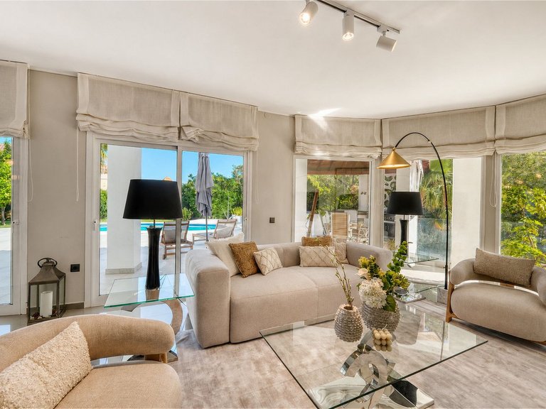 Villa for Sale in Benahavís, Malaga 31