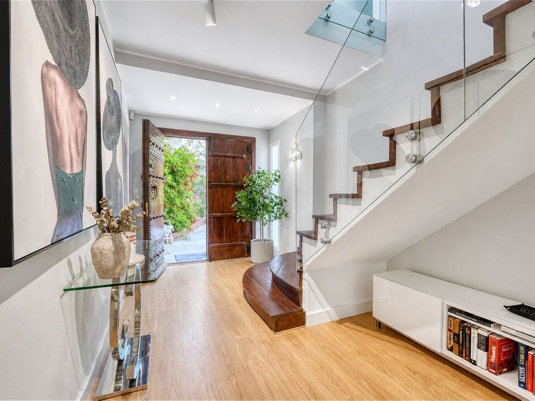 Villa for Sale in Benahavís, Malaga 5