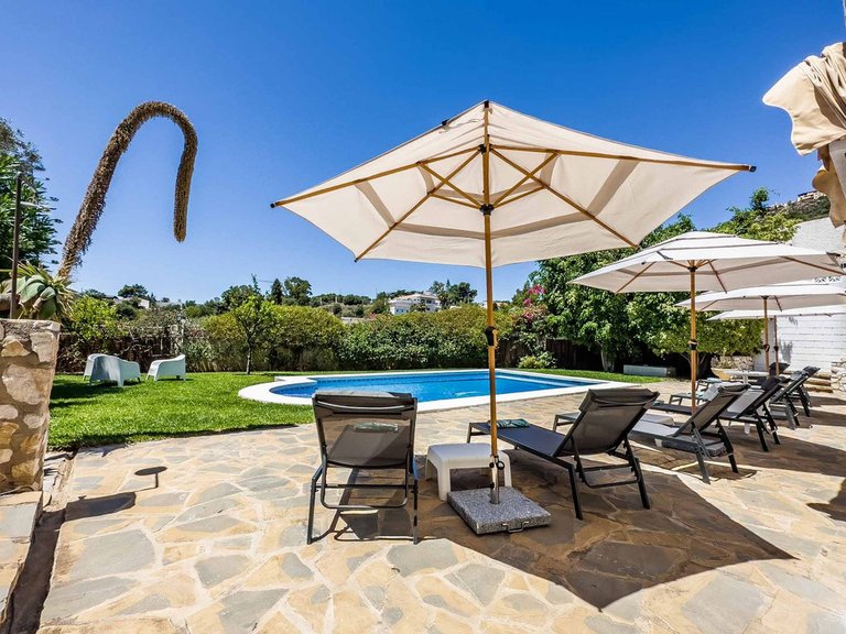 Villa for Sale in Benalmadena, Malaga 3