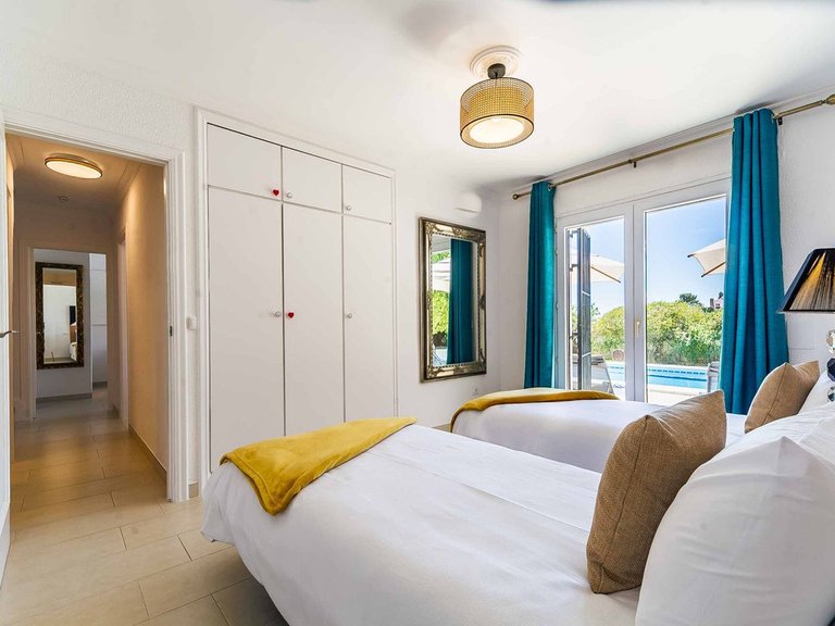 Villa for Sale in Benalmadena, Malaga 30