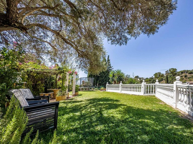 Villa for Sale in Benalmadena, Malaga 38