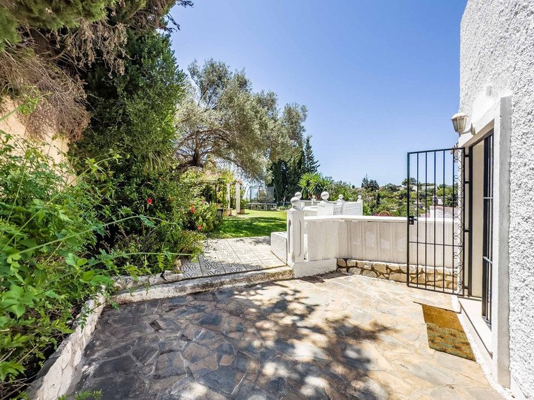 Villa for Sale in Benalmadena, Malaga 39