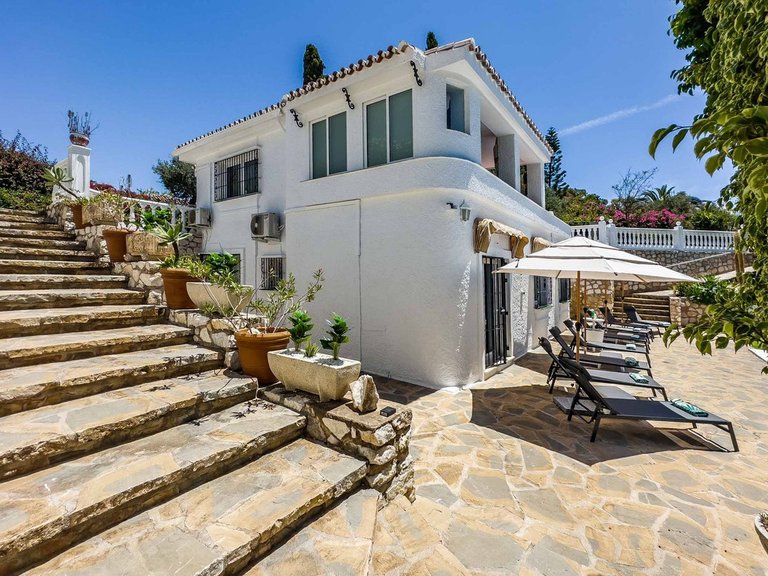 Villa for Sale in Benalmadena, Malaga 42