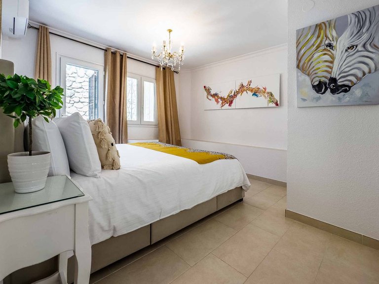 Villa for Sale in Benalmadena, Malaga 44